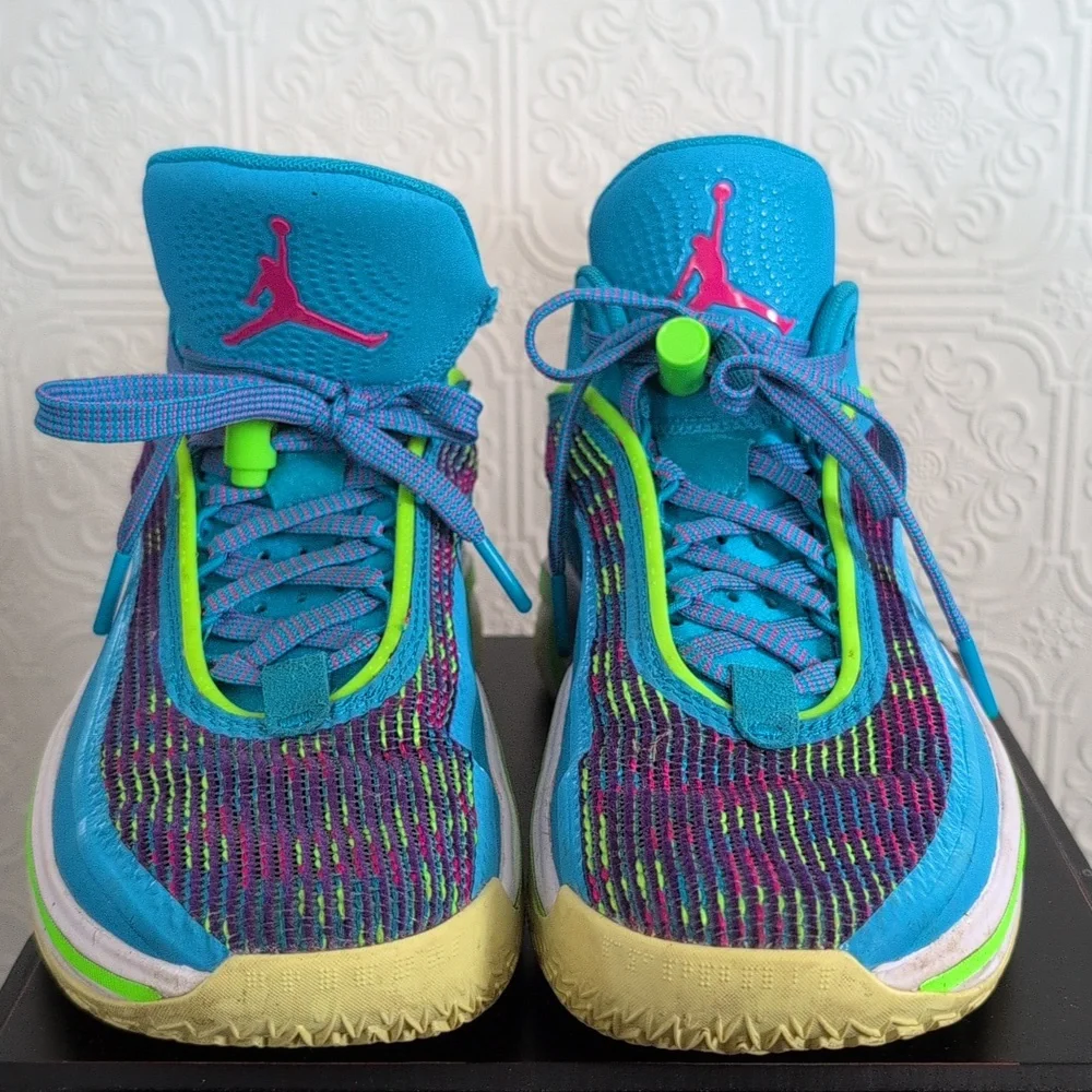 Nike Jordan Lo w 36 Luka Size 9 - Picture 2 of 6